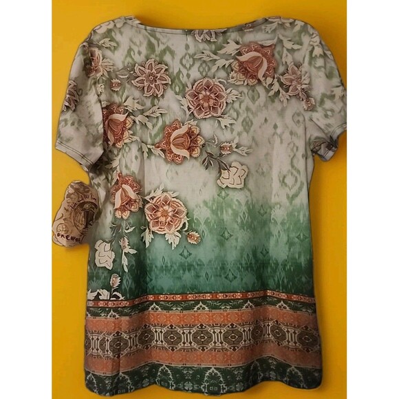 One World Women Medium Floral Geometric Print Tshirt Tunic Top NWT B7 Excellent - Picture 4 of 6
